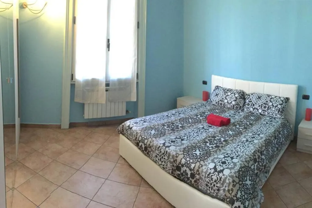 Apartment Appartamento Arcobaleno In Centro Citta Bergamo