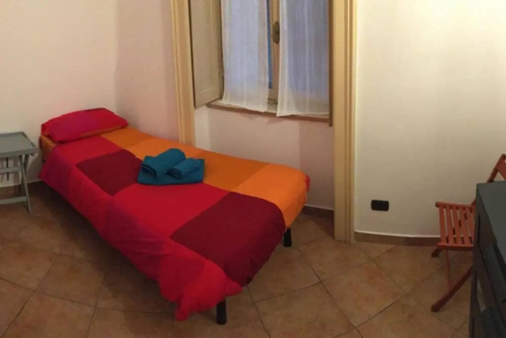 Apartment Appartamento Arcobaleno In Centro Citta Bergamo Italy